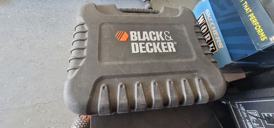 Black & Decker; Deluxe Router Kit Best; Model 7617-04 for Sale in Las  Vegas, NV - OfferUp