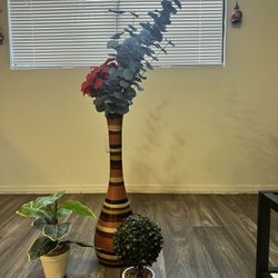 Home Decor Vase And Artificial Plants