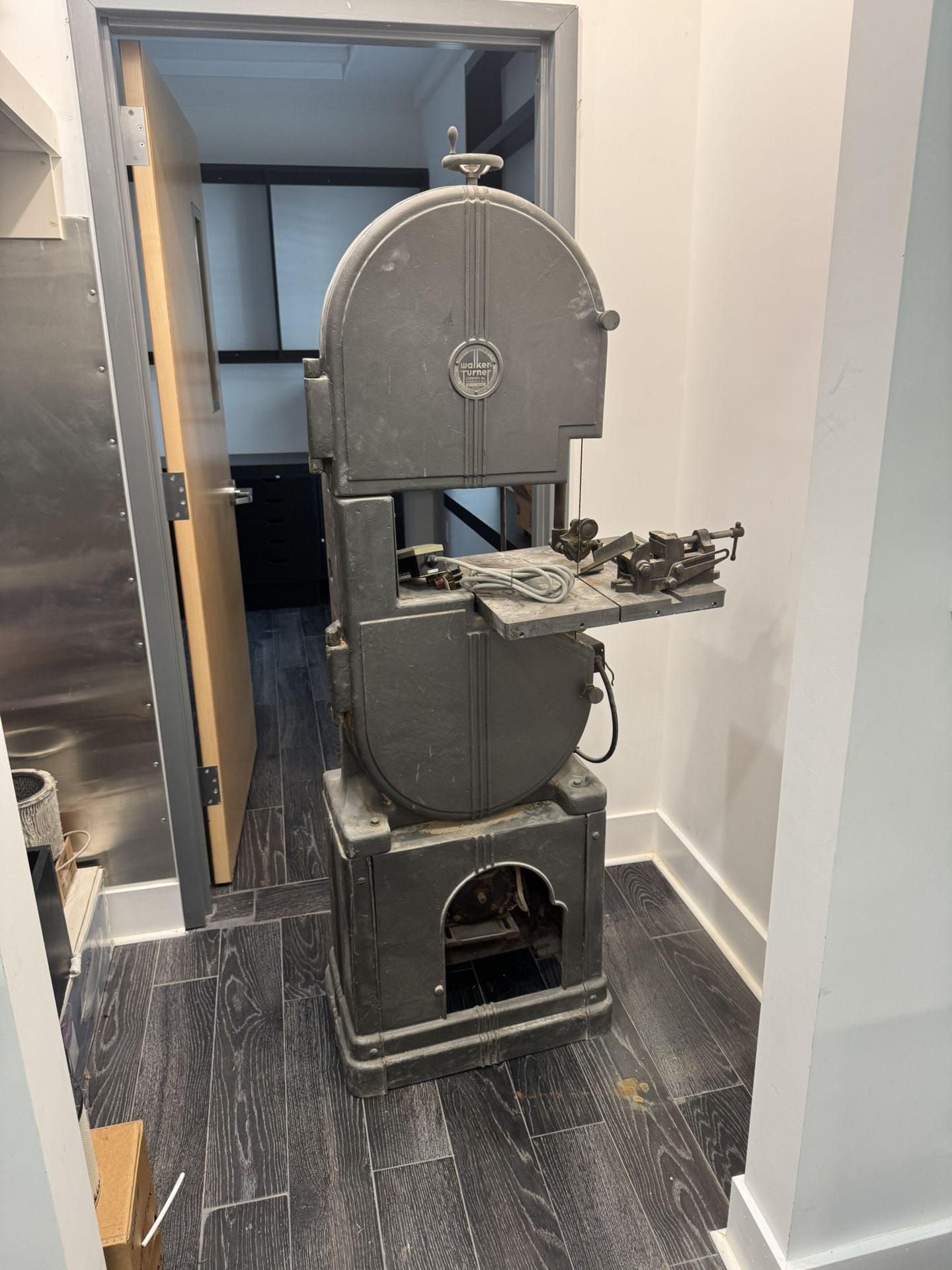 1939 Walker Turner 14 Band Saw.