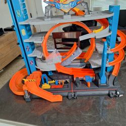 Hot Wheels Ultimate Garage
