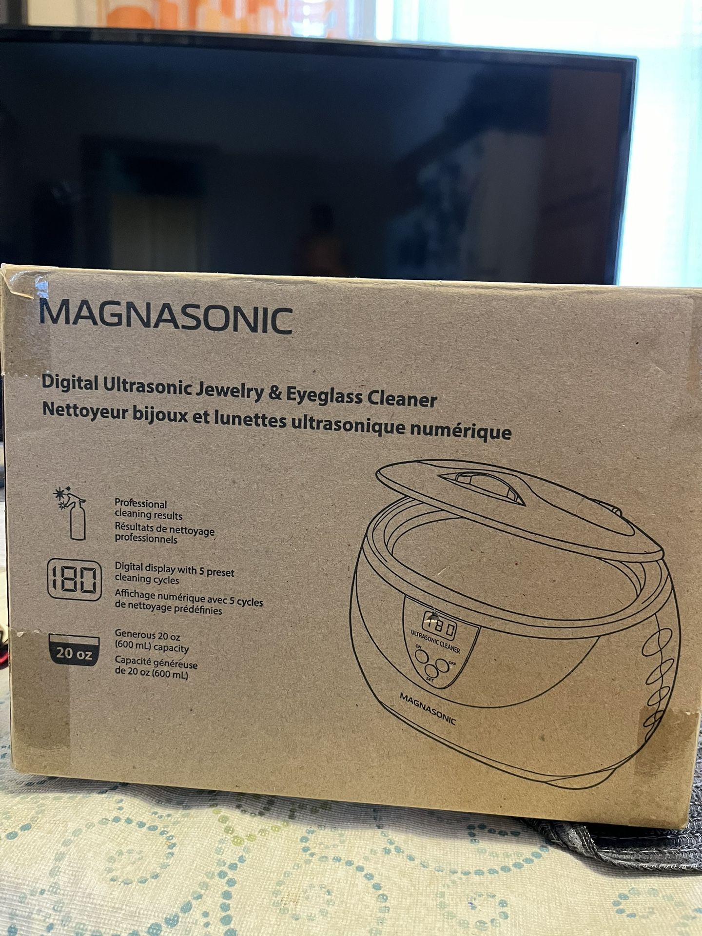 Digital ultrasonic, jewelry, and glass cleaner