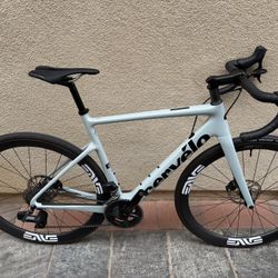 Cervélo Caledonia | SRAM Rival AXS | ENVE Upgrades