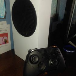 XBOX WITH CONTROLLER