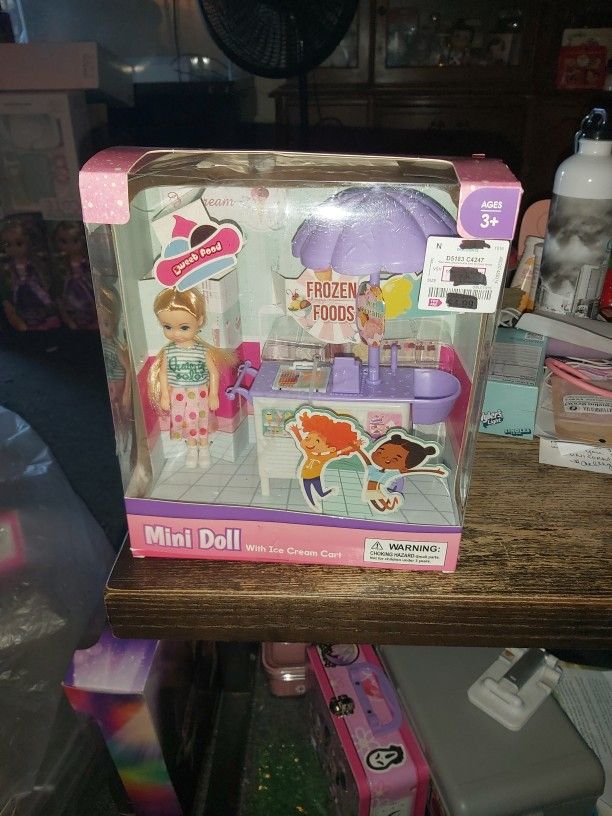 Mini Doll With Ice Cream Cart