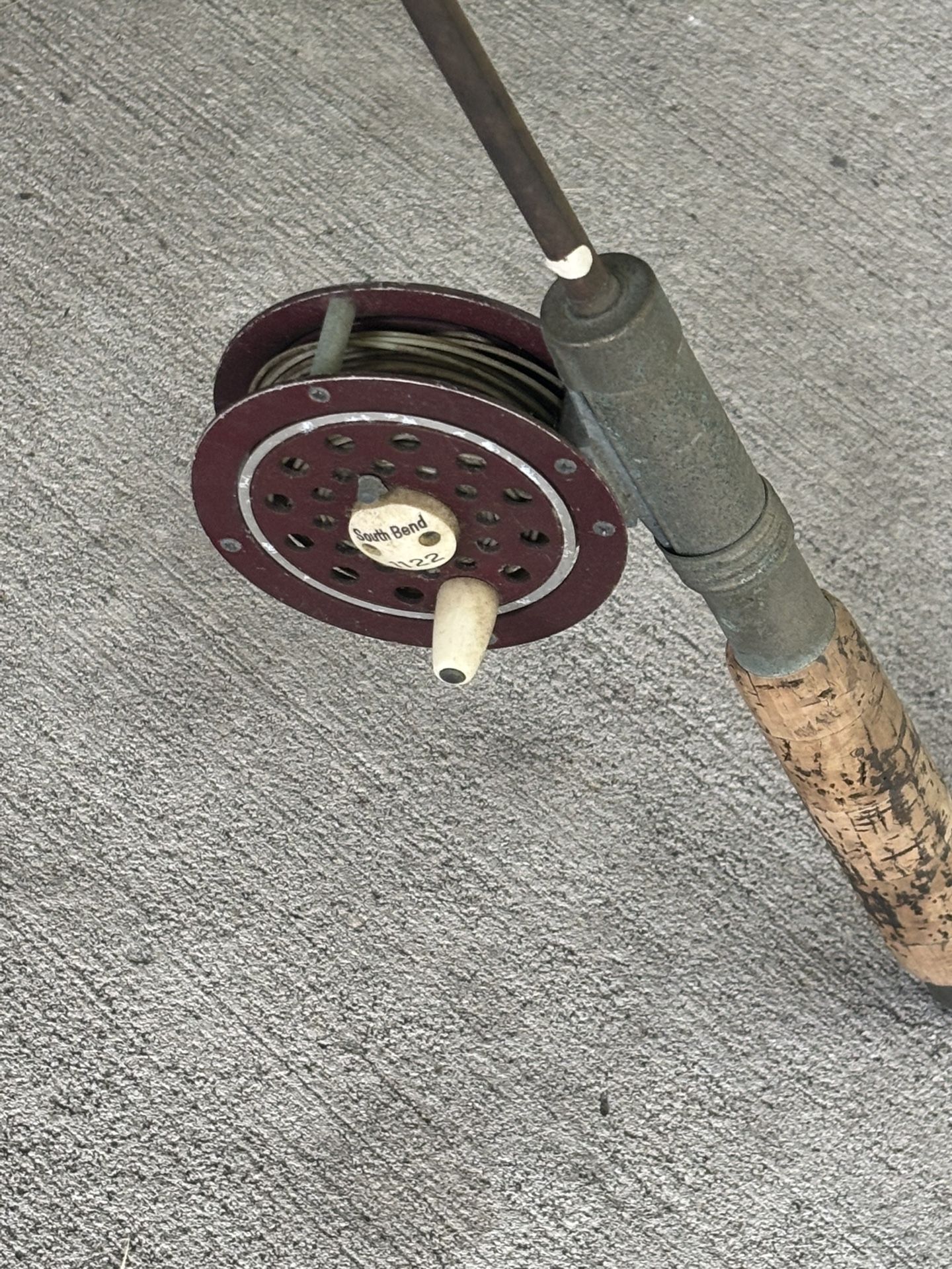 South end 1122 Vintage Fishing Reel and Rod
