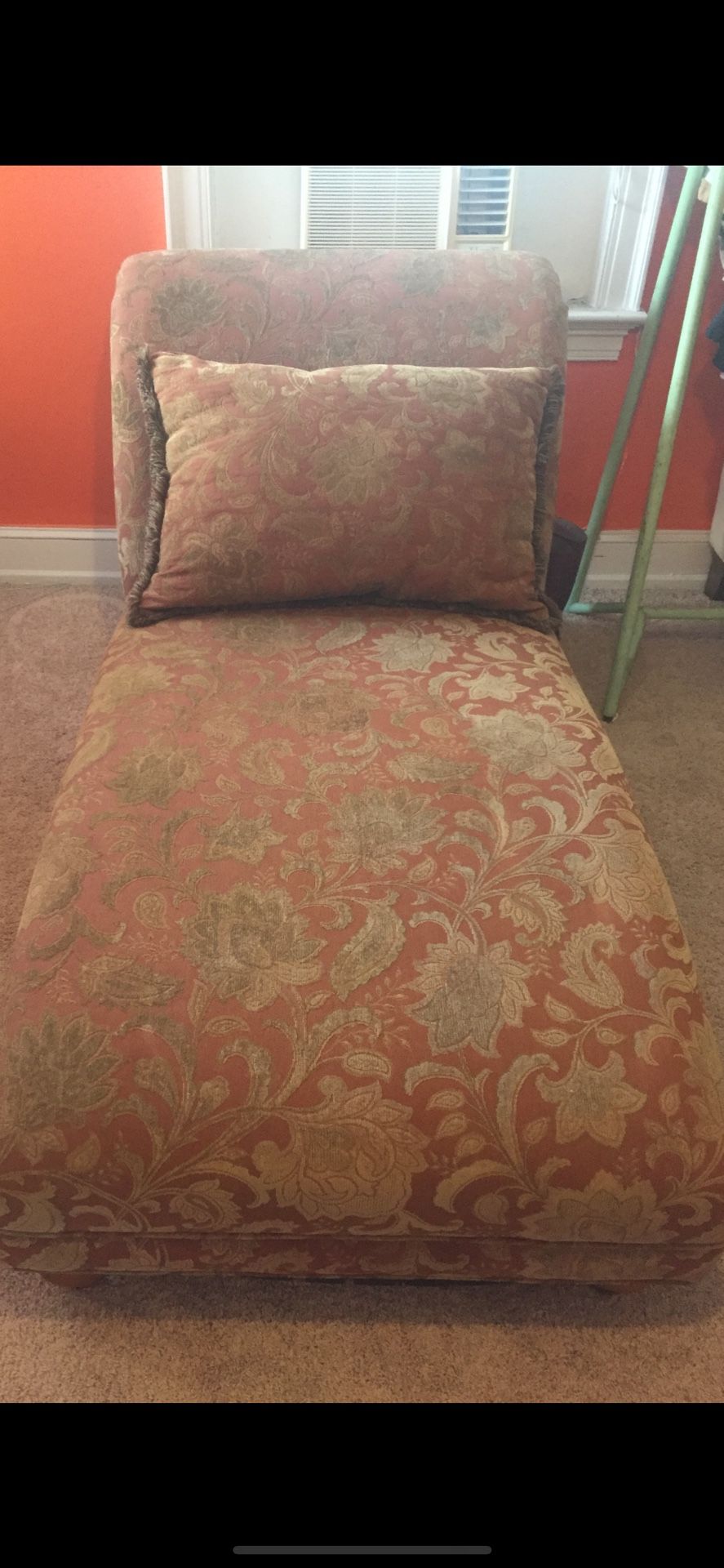 Sofá Lounge Chair