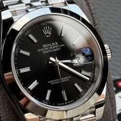 (400$)Rolex Datejust 41 Black Dial Smooth Bezel Oyster Bracelet