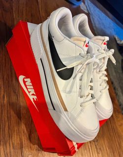 Nike Court Legacy Lift women size 10