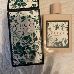 Perfume Gucci. Acqua Di Flori. 3.3. Onzas 100ml