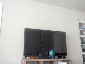 T.V for sale LG
