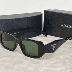 PRADA GLASSES
