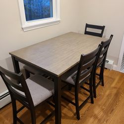 NEW 6 Person Dining Room Table