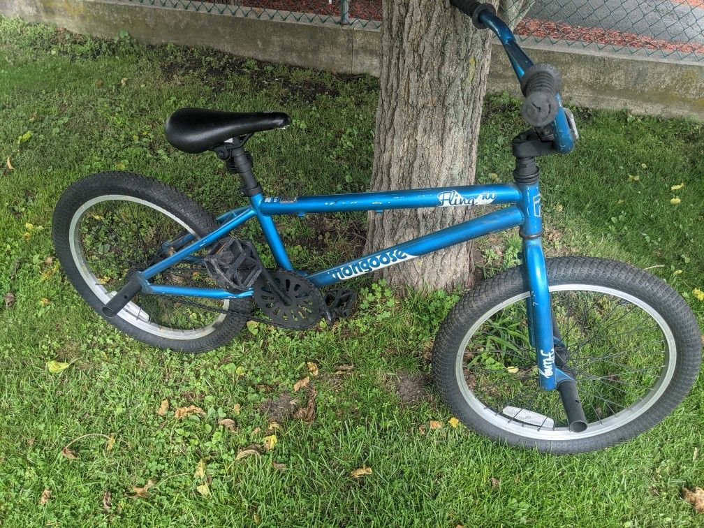 Mongoose 20" Bmx Bike