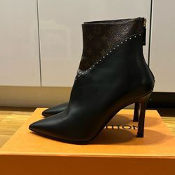 Louis Vuitton Monogram Ankle Boots. READ DESCRIPTION