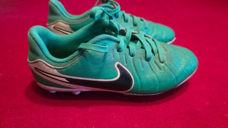 Kids Nike soccer cleats