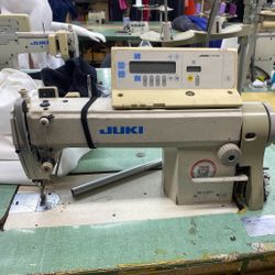 Juki Industrial Sewing Machine