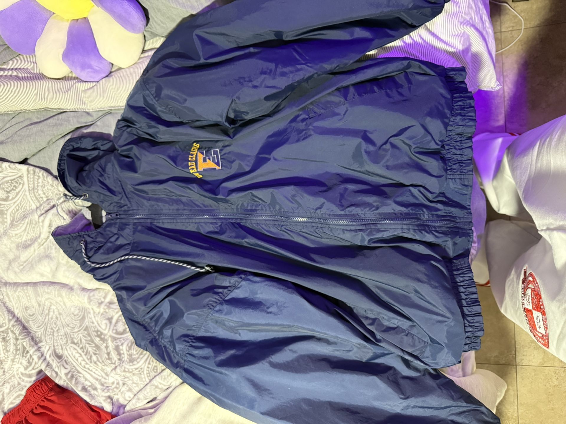 wind breaker 