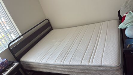 New mattress. I like hard mattresses this is soft/medium. Spent 999.00. Best offer or $500