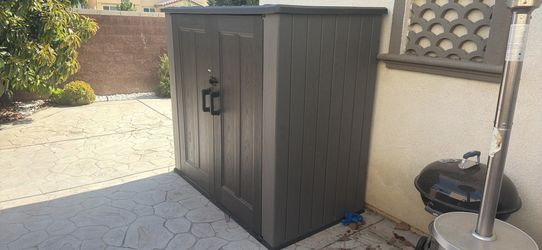 6 ft. W x 3.5 ft. D Resin Utility Shed with Double Door (19.5 sq. ft.)