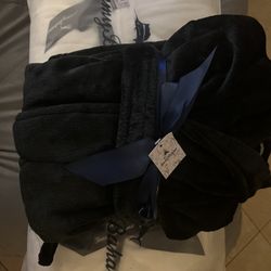 Tommy Bahama Robes