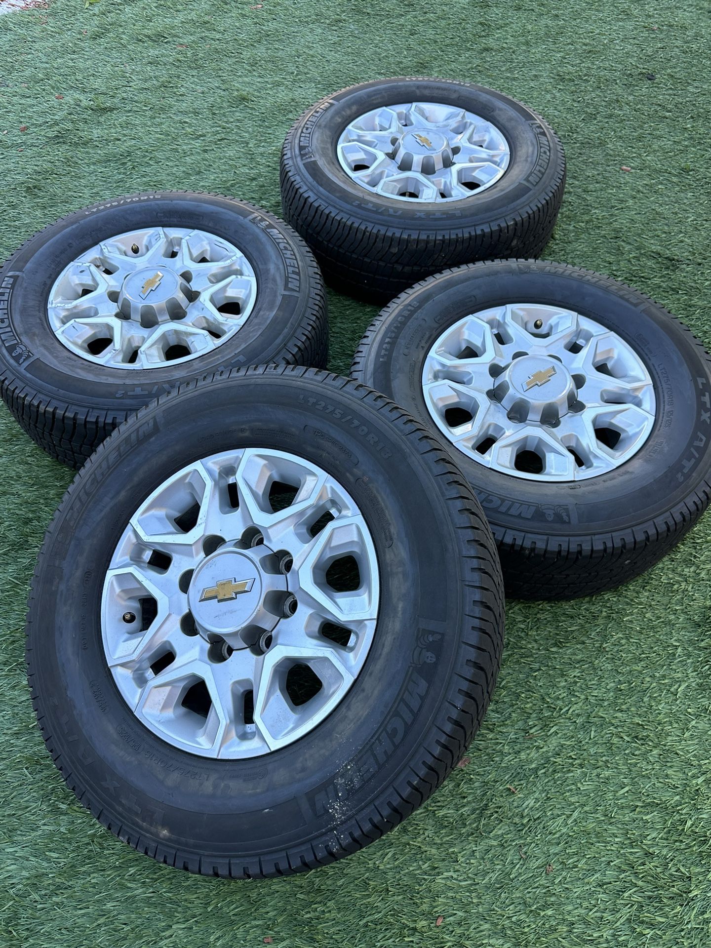 2011 Up Chevy Silverado Rims 250 And 350 Rims 8x180 Rims Tires Wheels Chevy Silverado