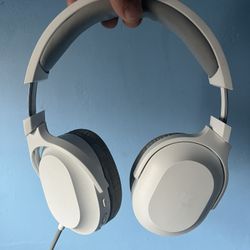 Barely Used Like New Razer Headphones for PC