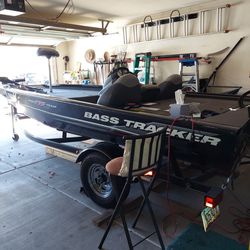2015 17' Pro 175 Team Bass Tracker Boat