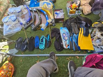Large Snorkeling Gear Lot