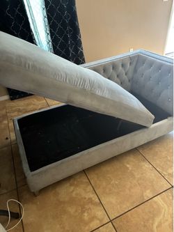Sectional gray diamond couch