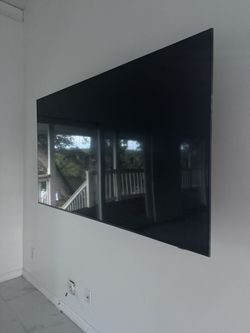 Samsung 65” Q60C QLED 4K Smart TV