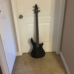 Rouge Bass Black $60 New