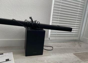 Insignia Sound Bar and Subwoofer