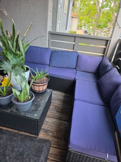Patio Sectional & Table