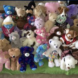 Build-A-Bear And Other Stuffed Animals 