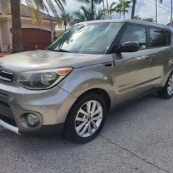 2018 Kia Soul Like New 105000 Miles