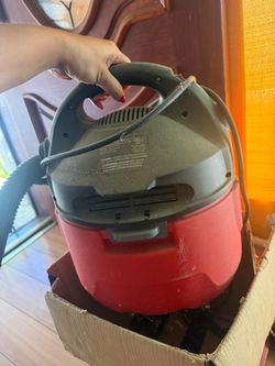 Plug in vacuum