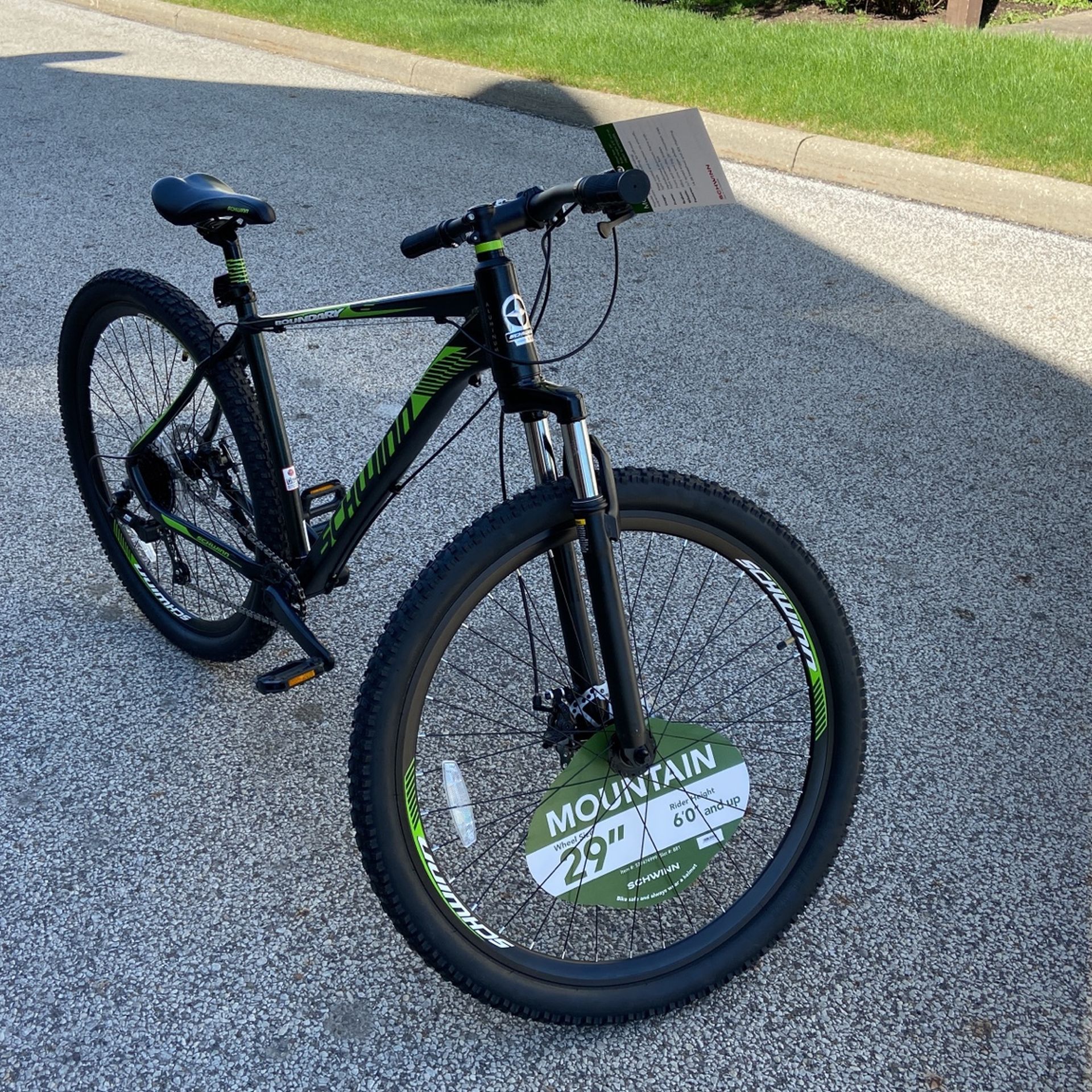 Brand New Schwinn Speed Mountain Bike - Main Image