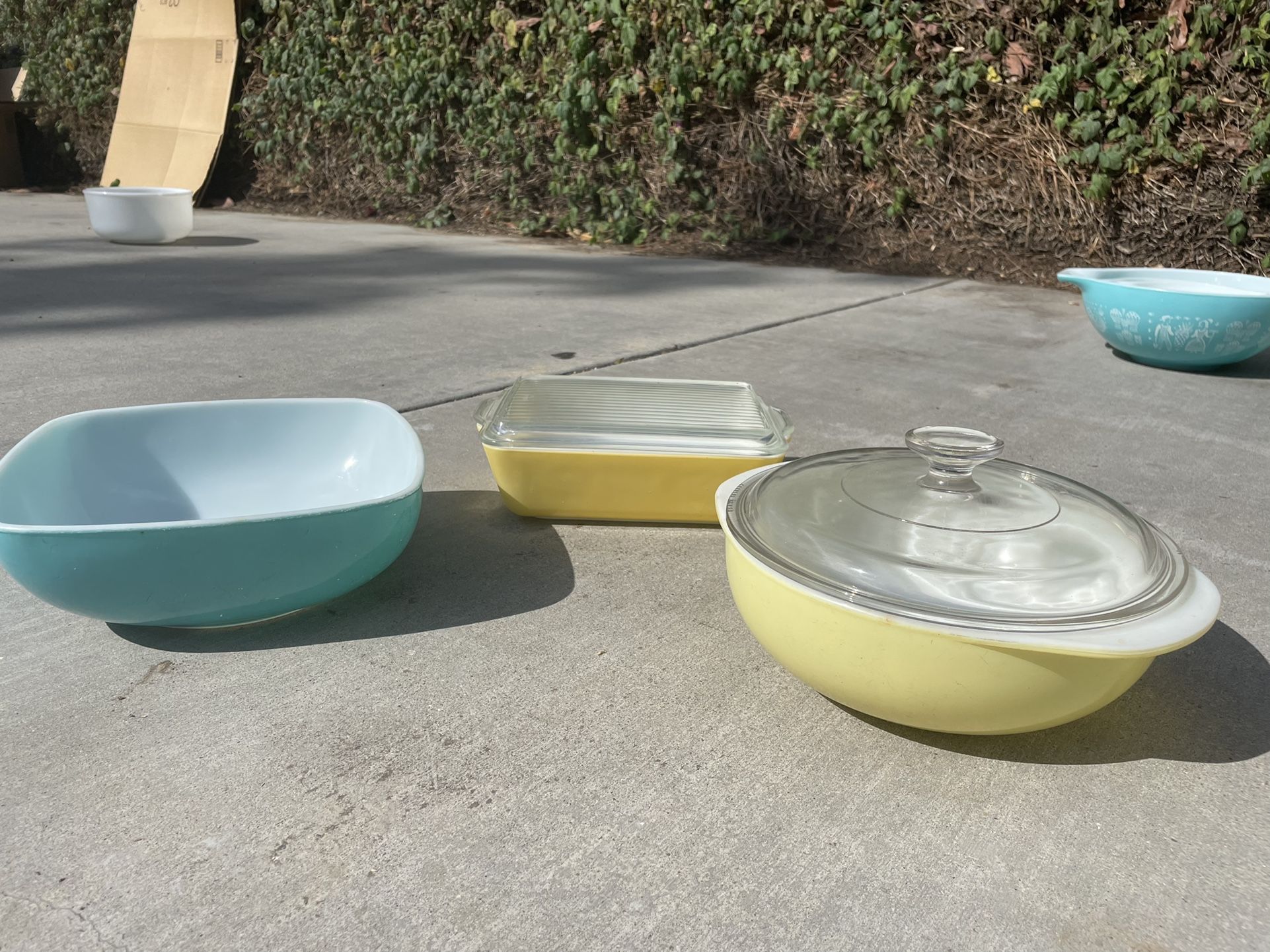 Vintage Pyrex Bakeware