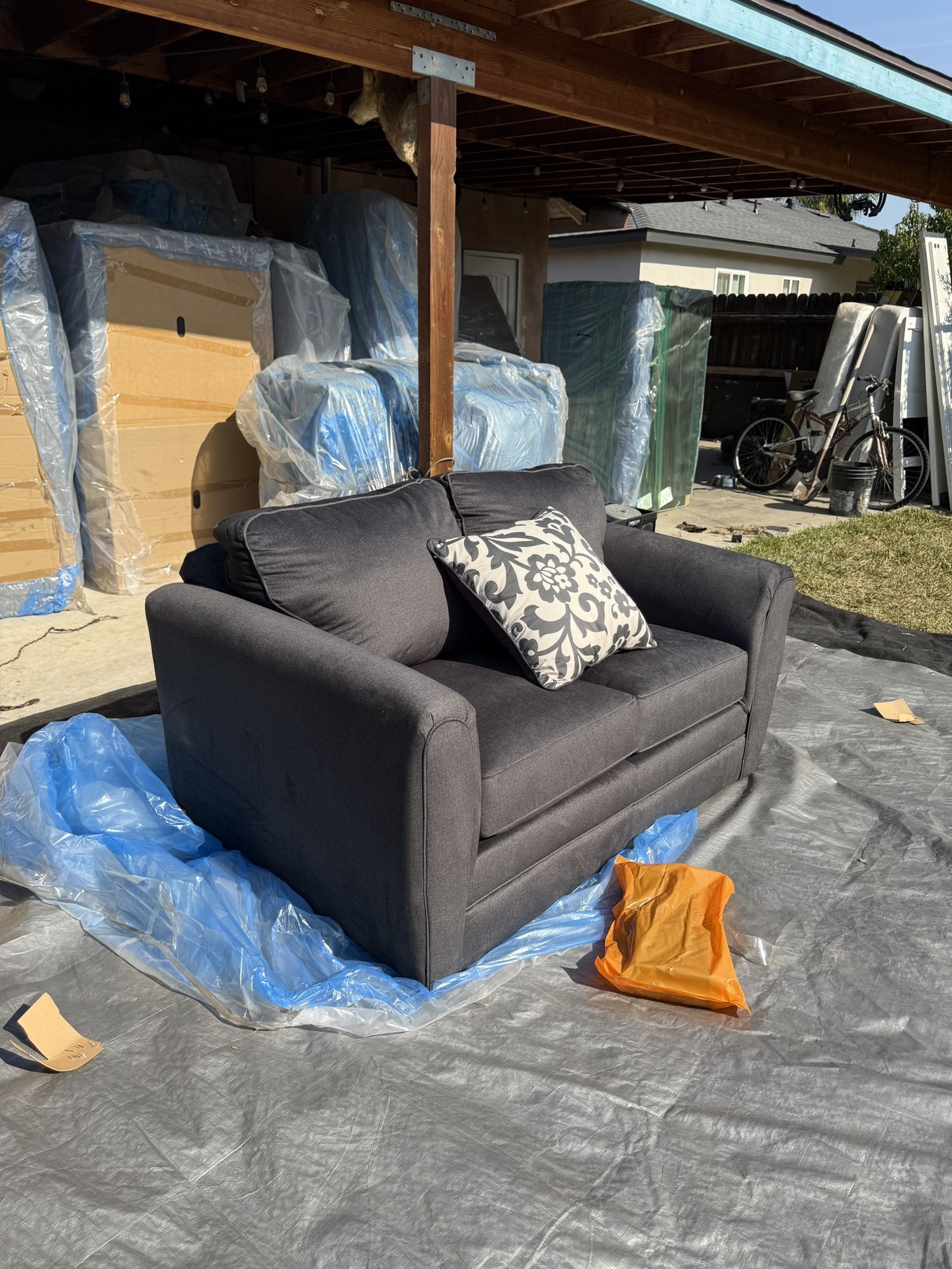 Lane Home Furnishings Black Loveseat