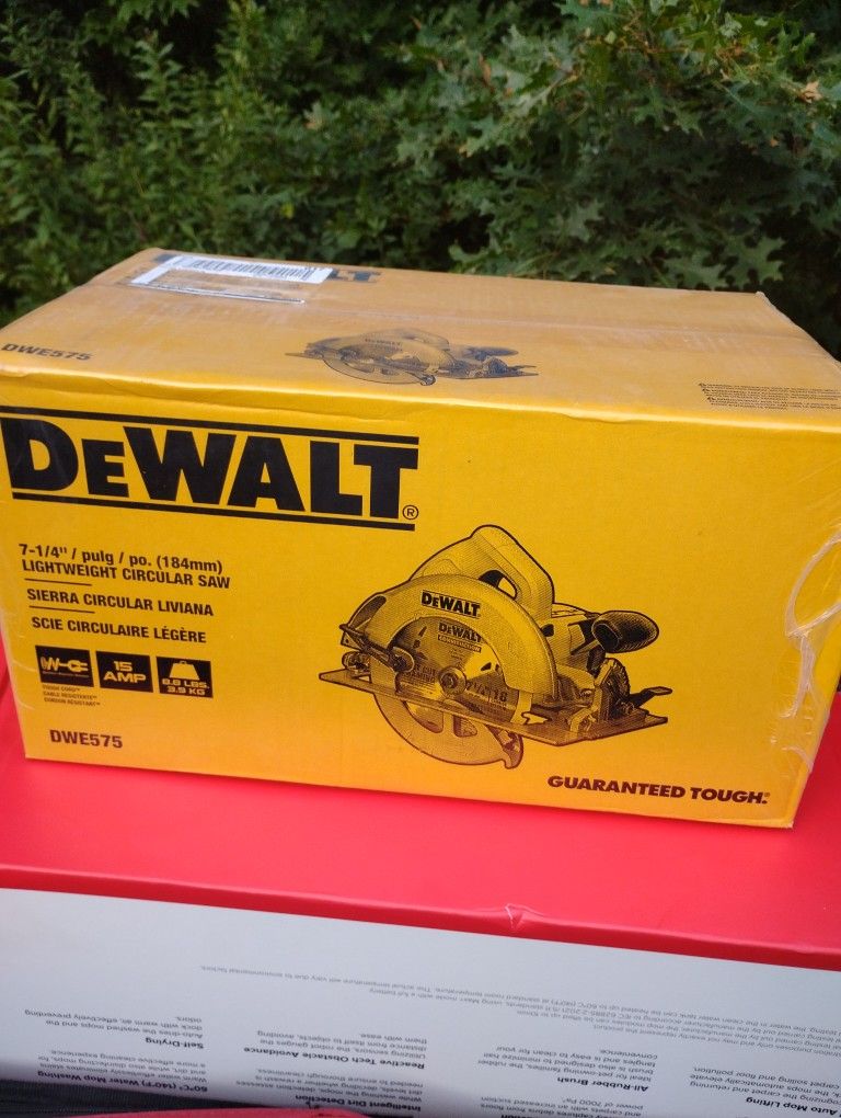 New Lightweight  Circular Saw