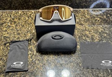 Oakley Bxtr