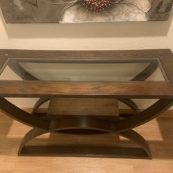 Entrance Table 