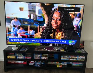 2019 82 inch TV for sell moving