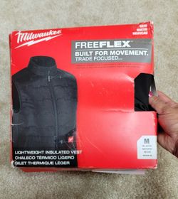 Men's Medium Black FREEFLEX Lightweight Insulated Vest