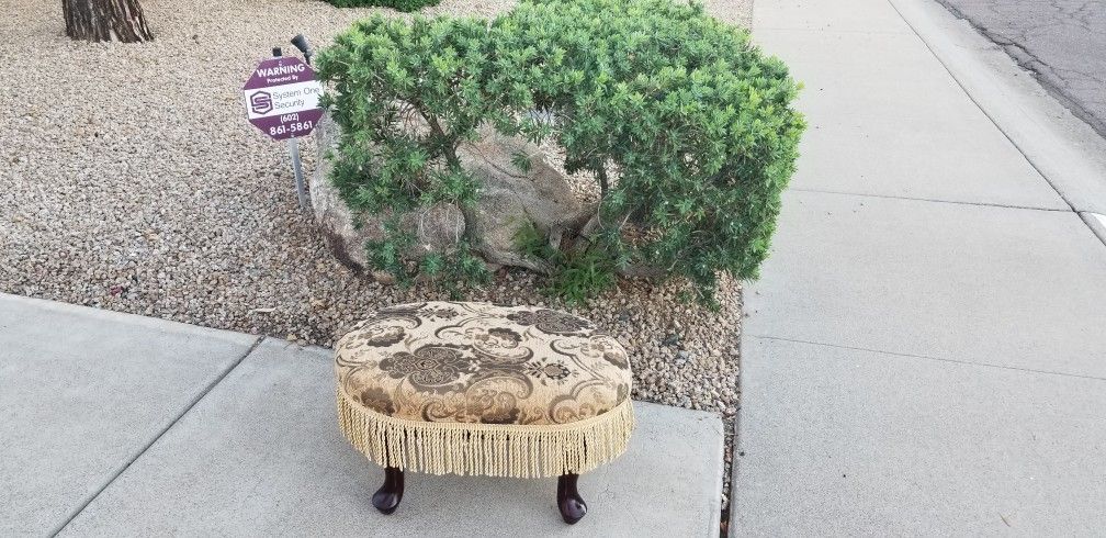 Beige/Gold/Black Oval Foot Stool With Fringe Detail