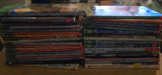 36 The Magic Tree paperback books, color books & activity books, various paperback books & a few children's books