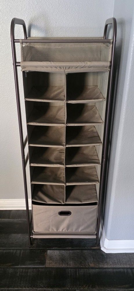 Shoe rack