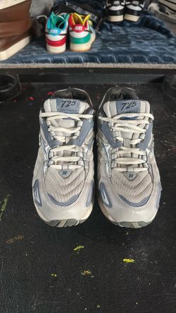 New balance 725 size 9.5