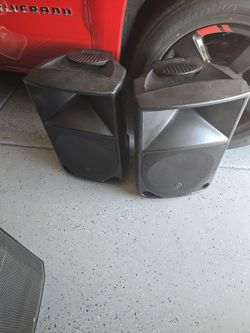 Powered Speakers 