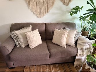 Love seat